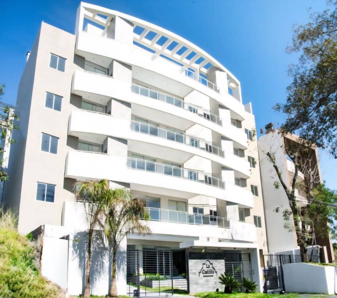 Departamento en edificio la castalia – barrio mburucuyá, foto 1