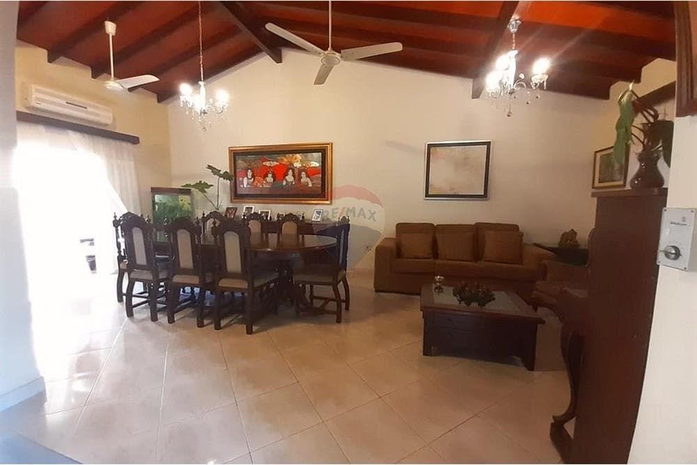 Casa - Venta - San Vicente, Asunción, Paraguay — foto 3