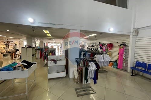Local comercial en Fernando de la Mora, foto 2