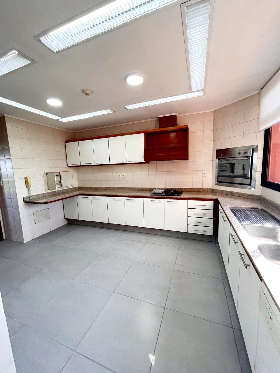 dpto de 3 hab. y 2 cocheras en lujoso edificio Zona Yacht & Golf Club, foto 4