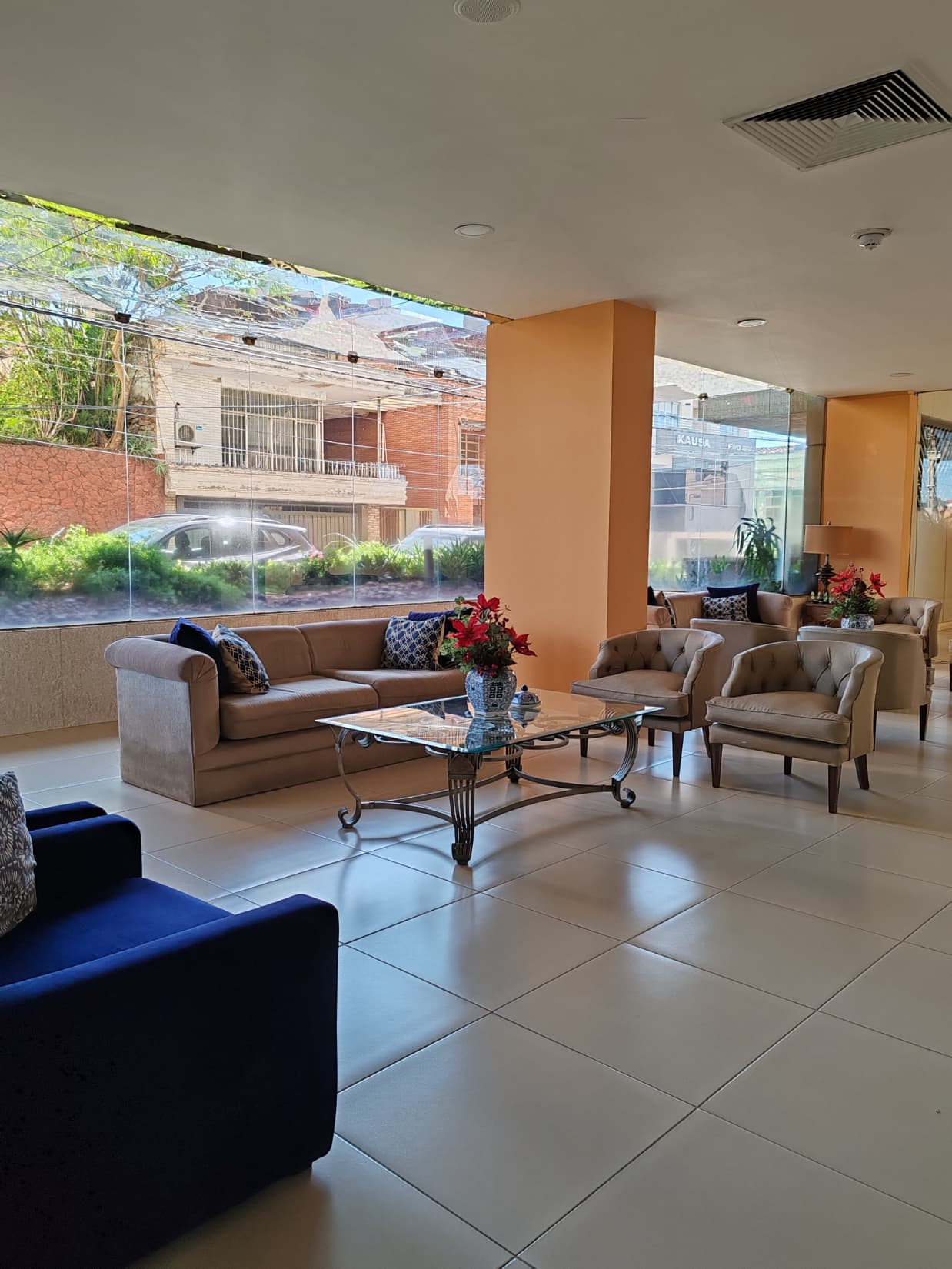 En venta departamento de 2 habitaciones en Asunción, foto 1