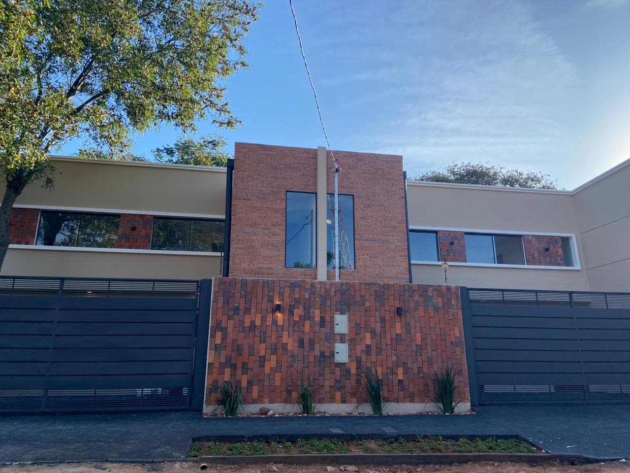 Vendo duplex en Luque