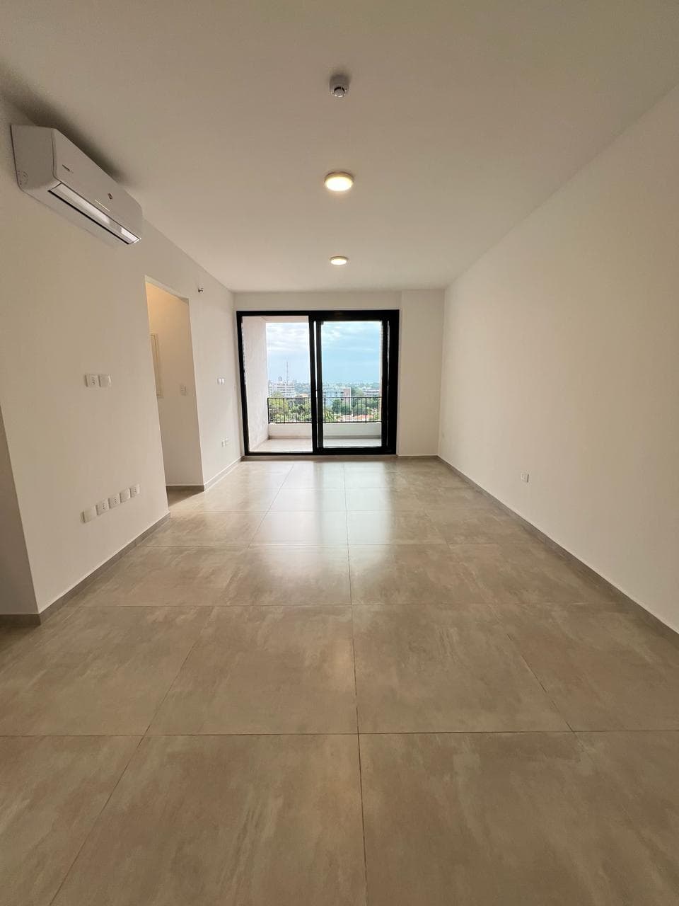 Departamento de 3 dormitorios en Villa Morra, foto 2