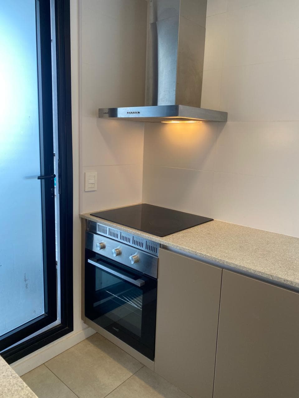 Depto. Premium en Alquiler sobre Av. Santísima Trinidad, Edificio Feel — foto 5