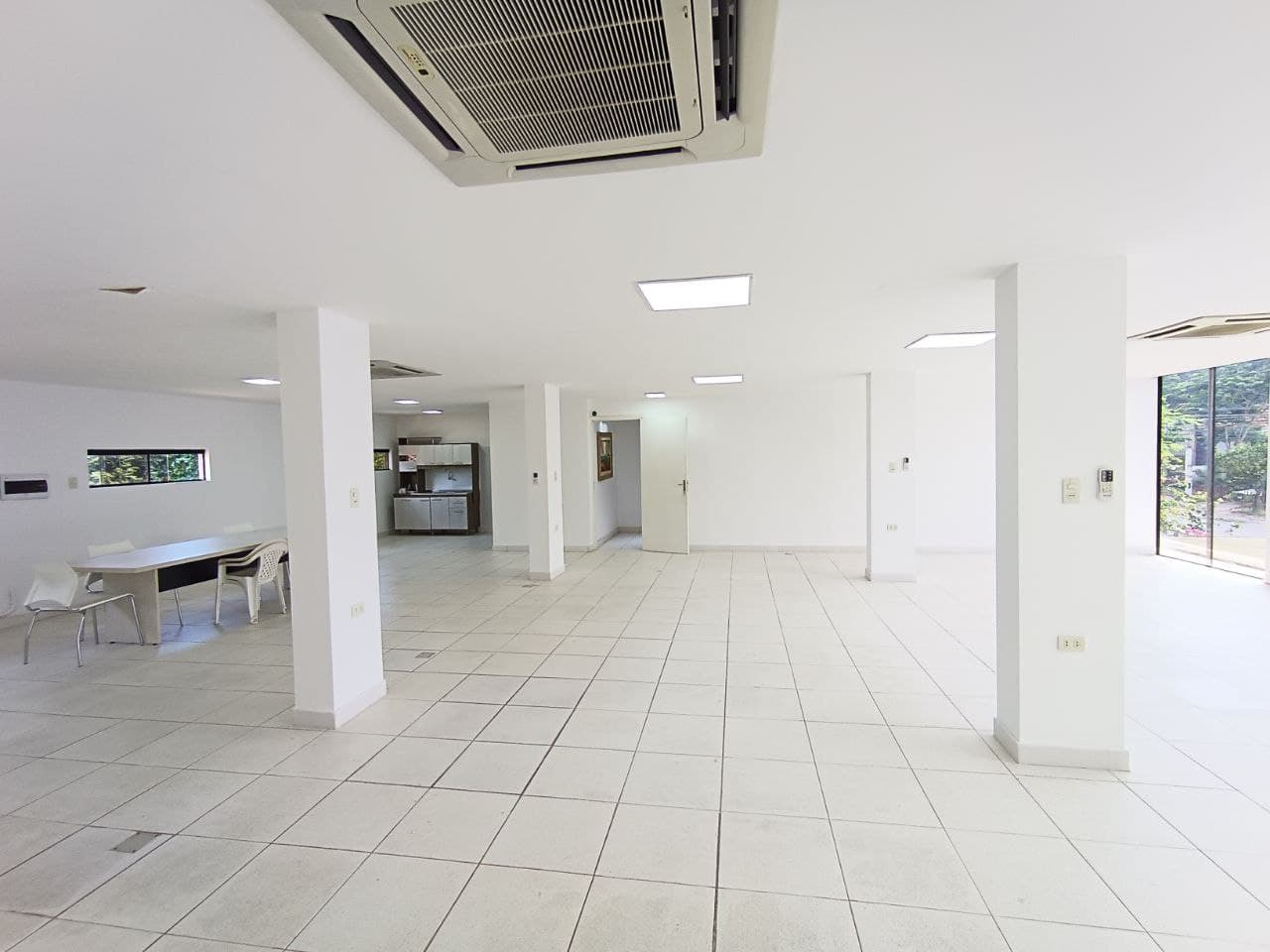Oficina en Vista Alegre, Asunción, foto 5