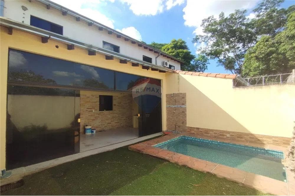 Duplex En Venta Con Piscina - Lambare, Barrio Puerto Pabla, foto 1
