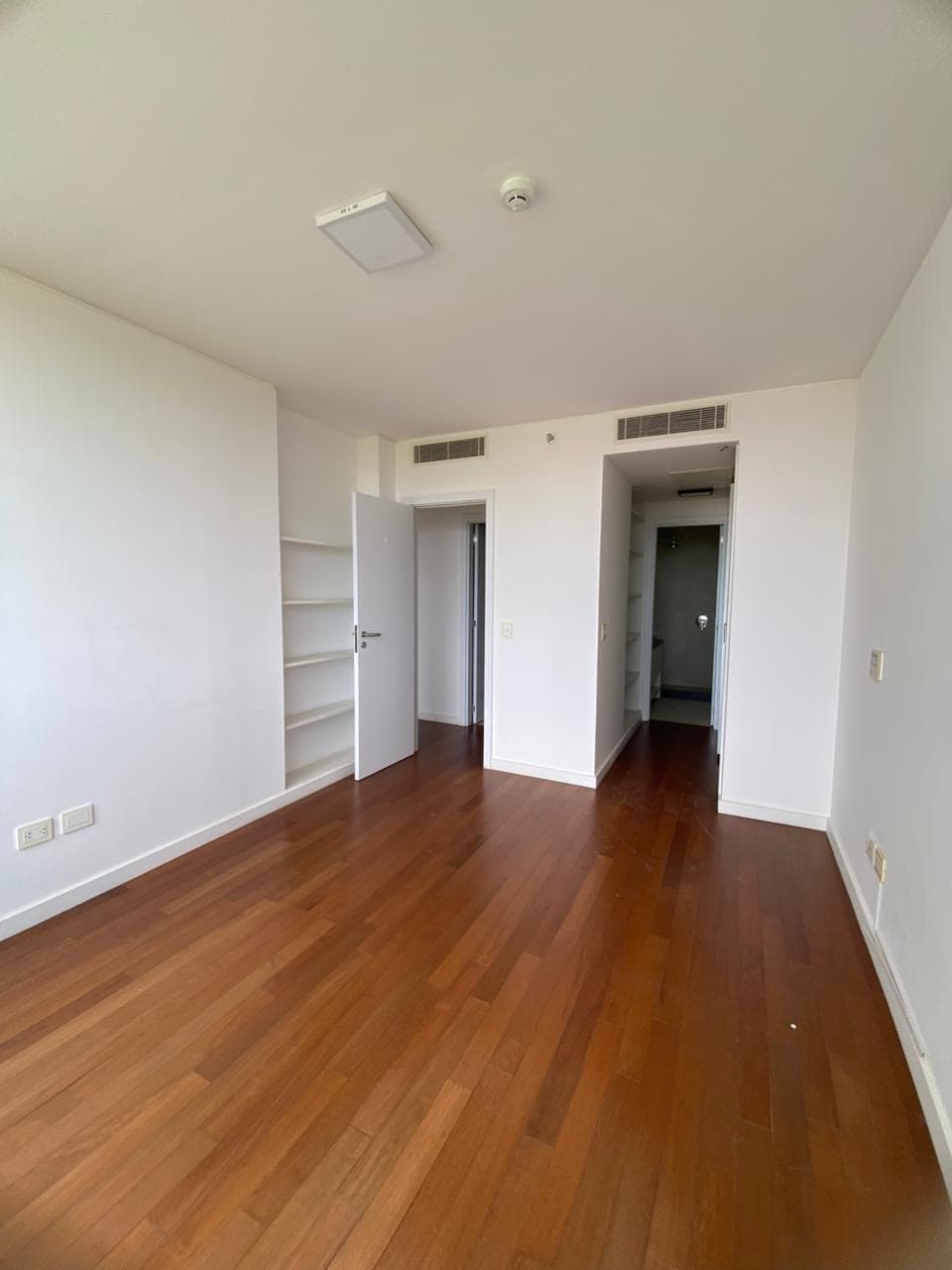 En alquiler departamento de 2 habitaciones zona santa teresa — foto 5