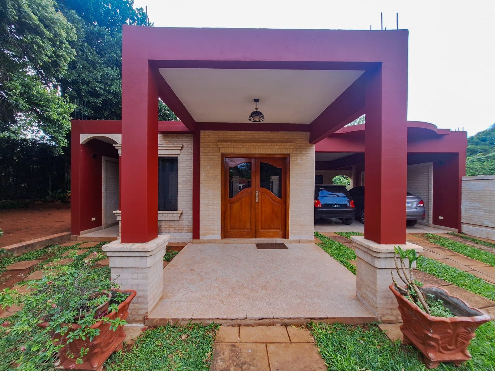 hermosa casa en la ciudad de Luque, foto 1