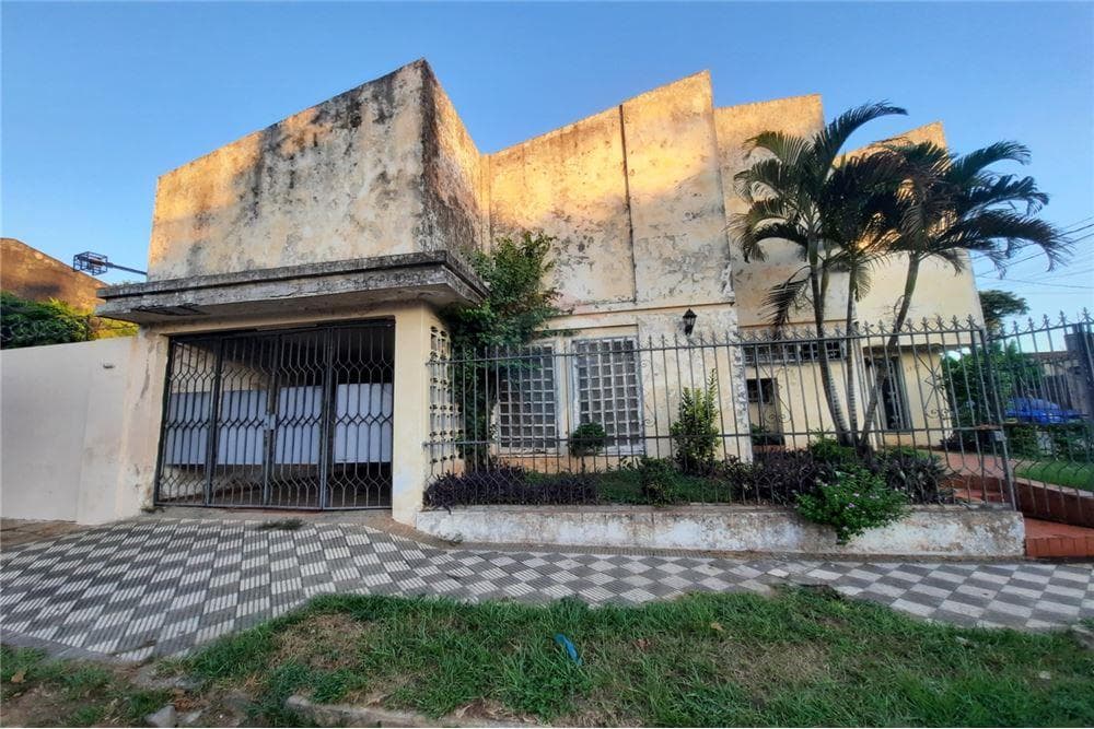 Vendo Terreno en esquina en Barrio Obrero