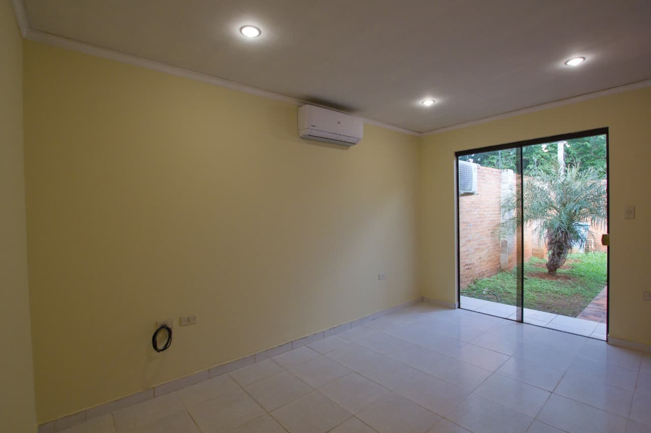 casa toda en planta baja , en Condominio — foto 5
