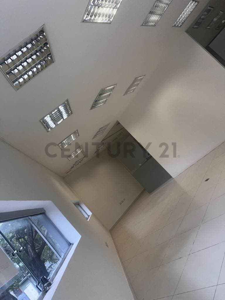 Local comercialpara oficina en Villa Morra — foto 3