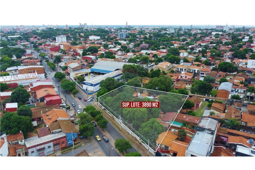 Gran Deposito disponible para alquiler en Bº Pinoza - Asunción
