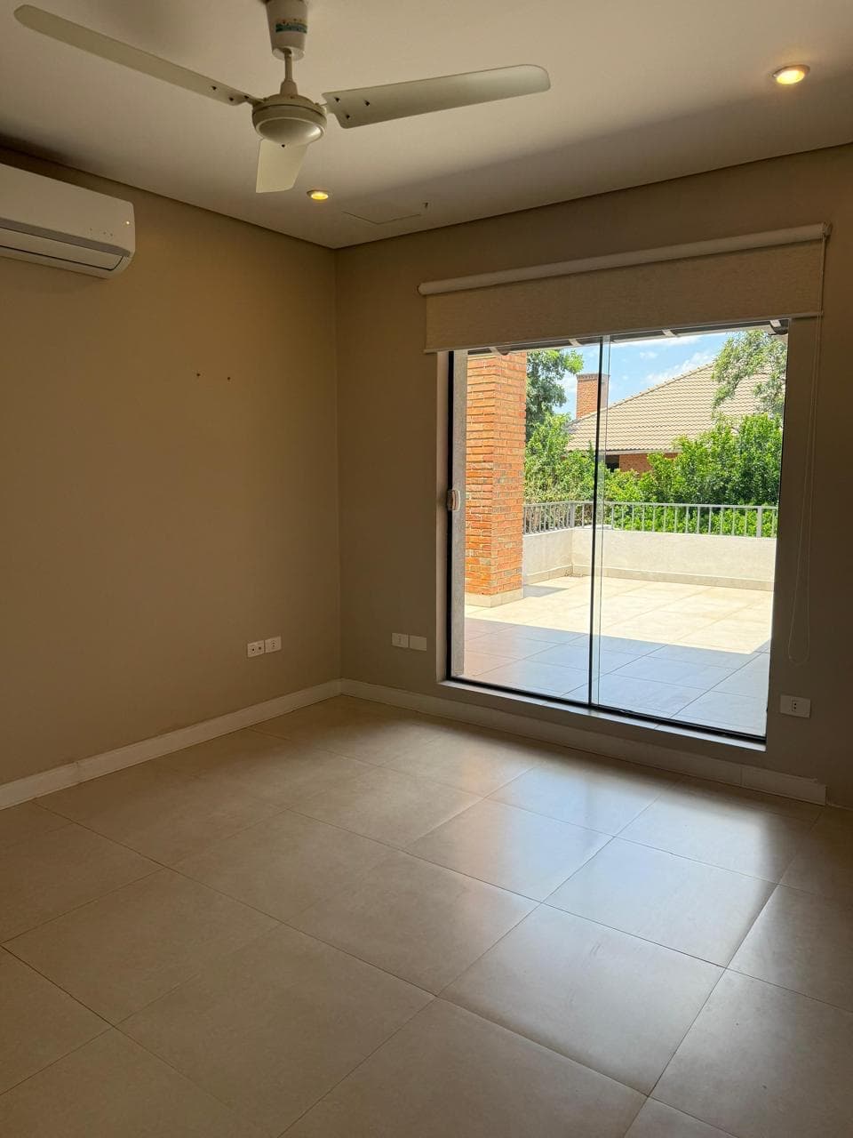 Residencia Exclusiva en venta y alquiler | Barrio Cerrado Montesol Luque, foto 5