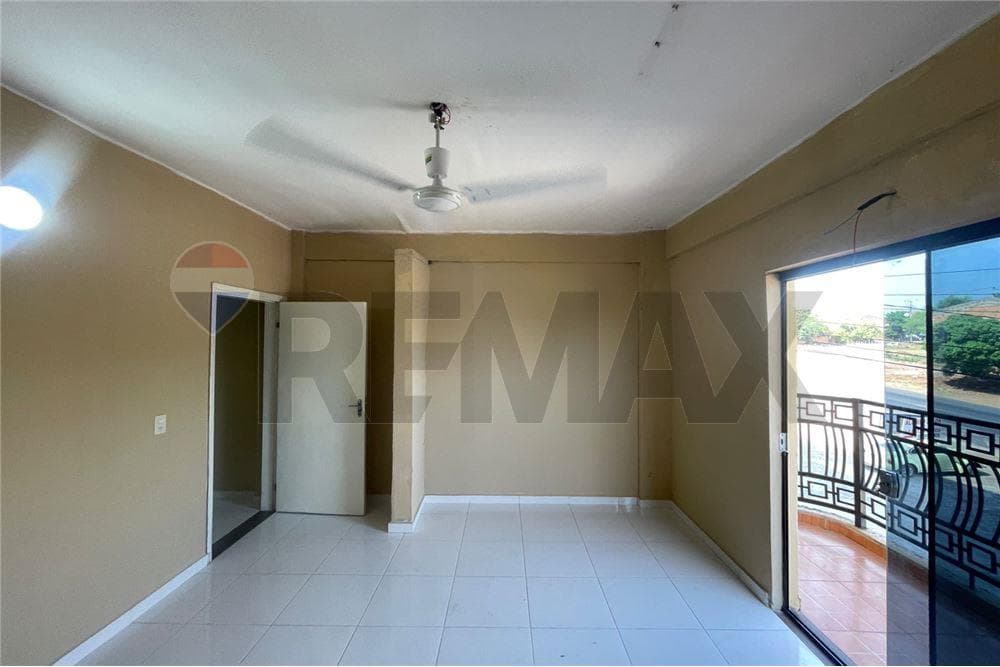 Departamento en Alquiler en Limpio — foto 3