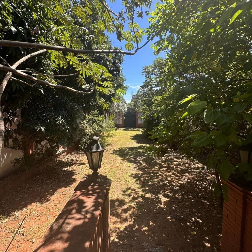 Importante propiedad comercial | barrio villa aurelia, foto 2