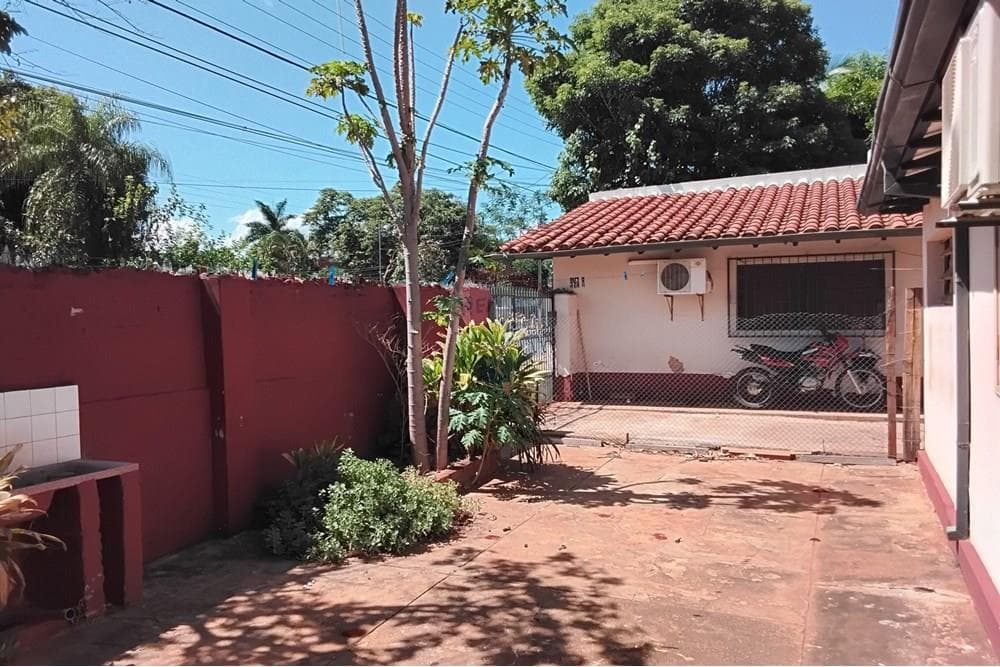 Casa en esquina en San Lorenzo villa industrial, foto 5