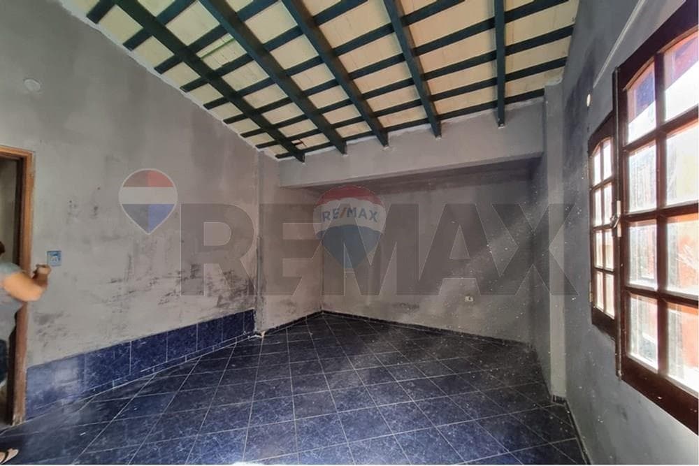 En venta casa con local comercial en San Lorenzo, foto 4