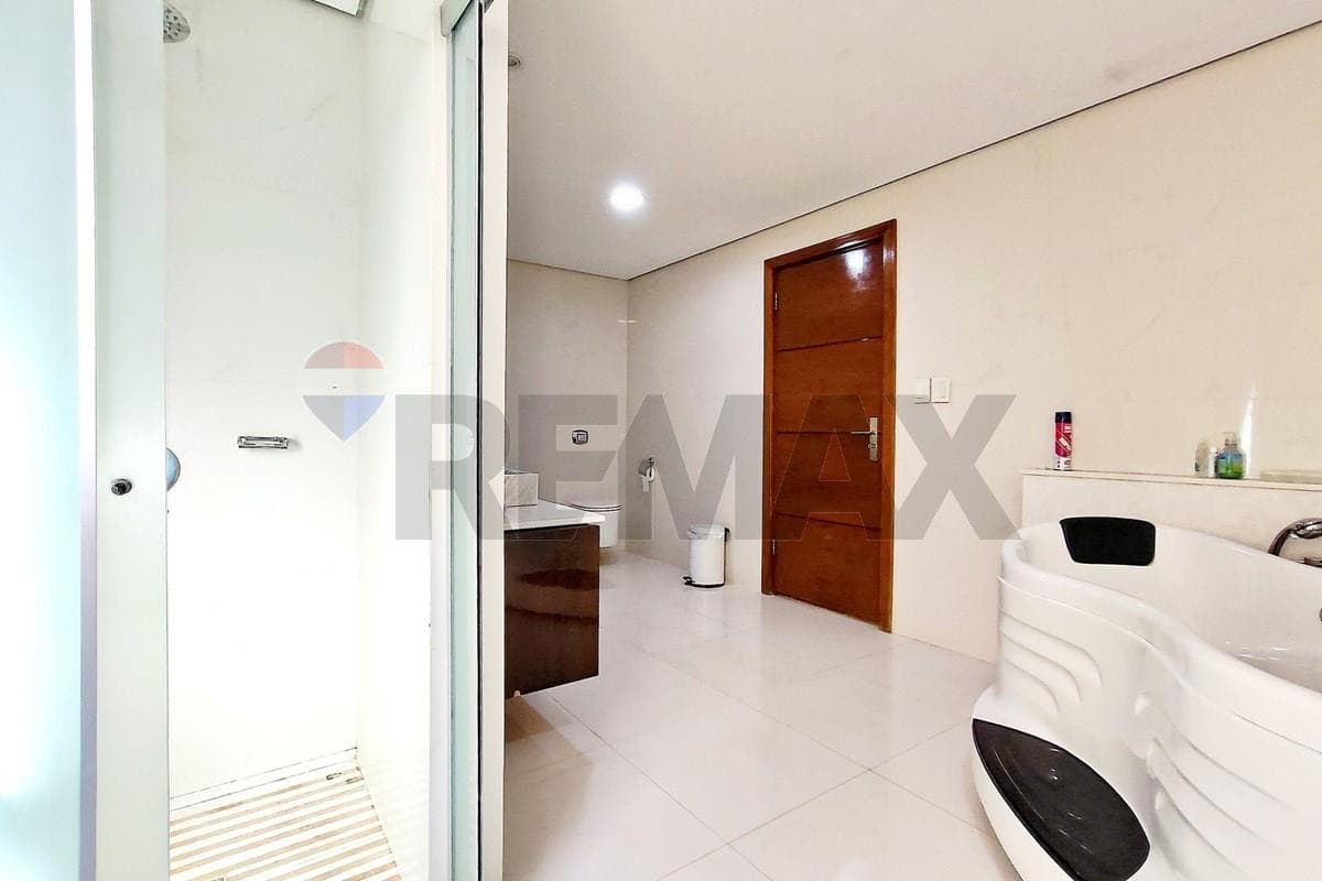 Casa - Venta — foto 2