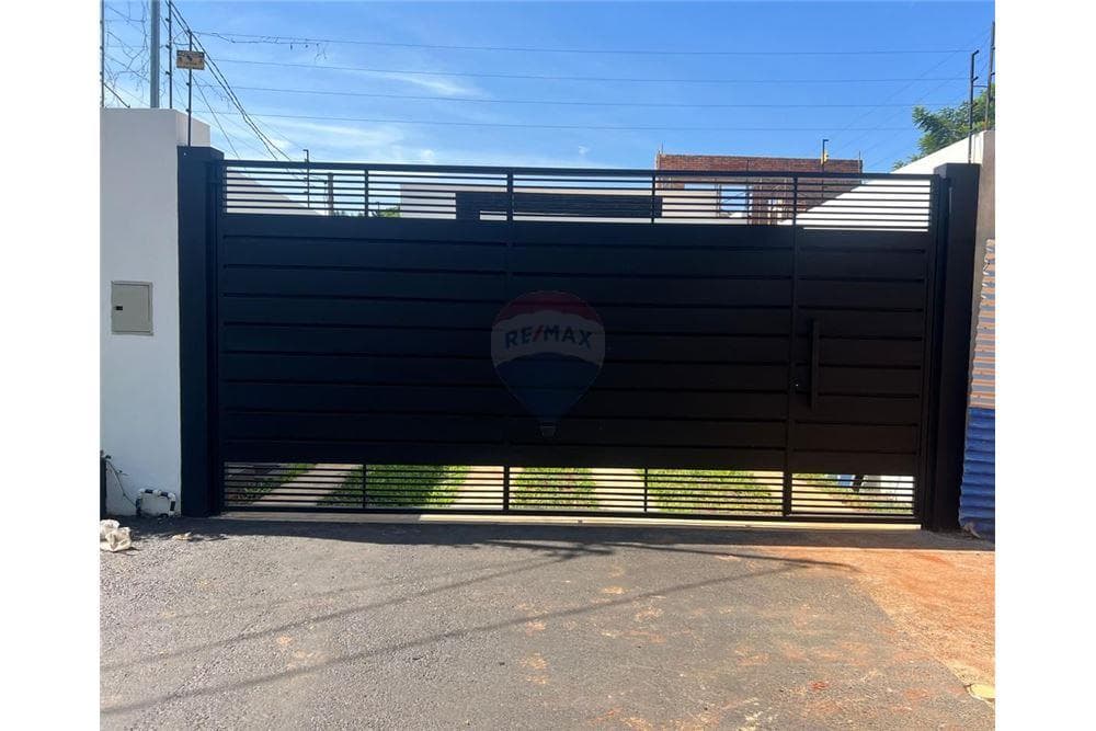 Chalet - Venta - Paraguay Central San Lorenzo, invierte en un hermoso hogar!, foto 2