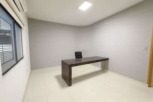 Edificio corporativo — foto 3