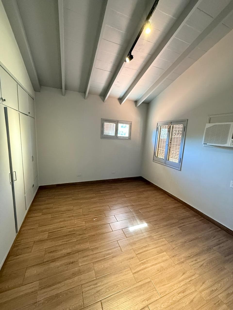 amplia casa para vivienda o oficina en Villa Morra Recoleta, foto 3