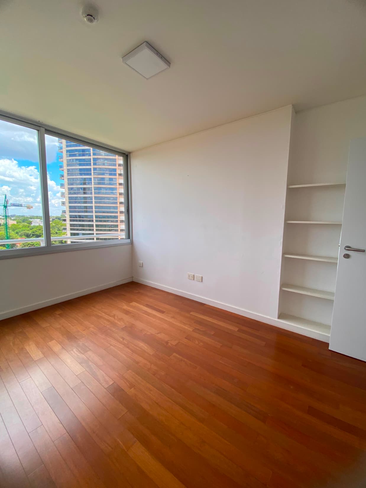 ALQUILO Departamento 2 Hab – Sky Tower | Asunción Zona la Galería