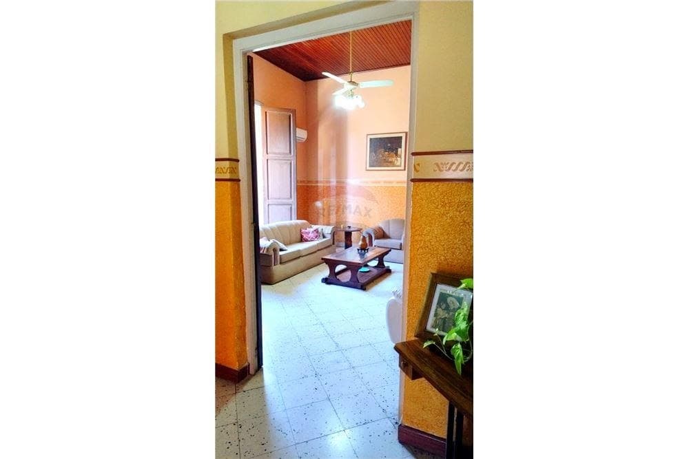 Casona con amplio patio en santisima Trinidad, foto 4