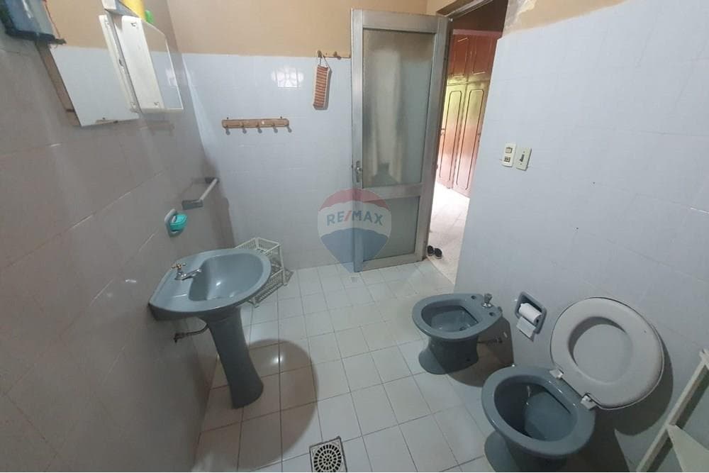 Casa de 3 Dormitorios con Piscina en Lambaré - A 2 Cuadras del Colegio SEK, foto 5