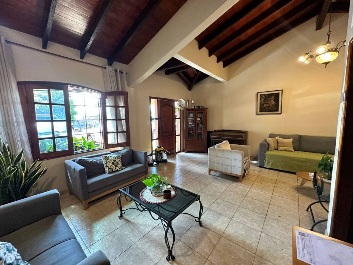 Casa para oficina o vivienda detras del sh. Multiplaza, foto 2