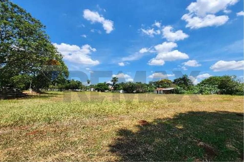 Amplio terreno estratégico en Ñemby, Central, Paraguay, foto 5