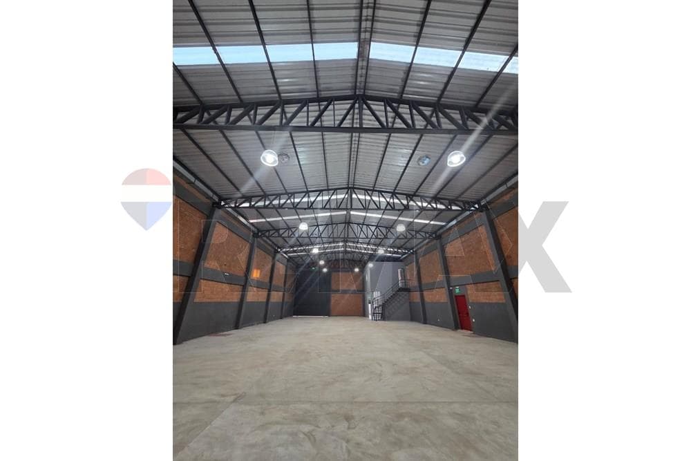 Tinglado de 525m2 – Barrio Yukyey, Luque, foto 3