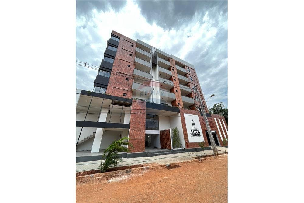 Departamento de 3 dormitorios a m. De mcal lopez