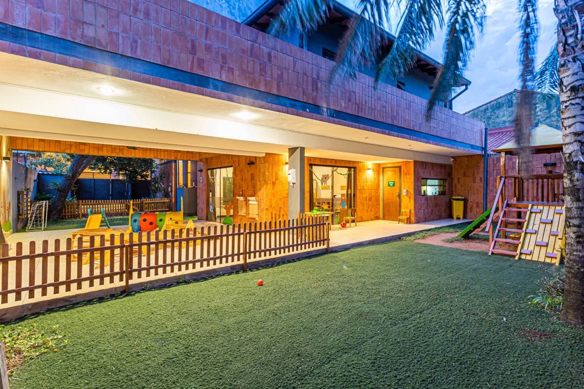 Moderna Casa en Venta zona Colegio Inmaculé Concepción - Recoleta, foto 1
