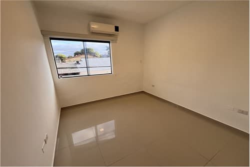 Departamento-Venta-Igualdad y 1ro de Noviembre, Pinoza, Asunción, foto 3