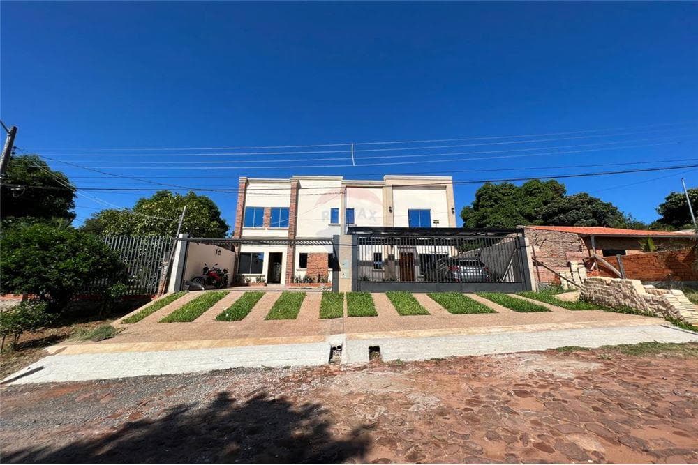 Fino dúplex con patio a estrenar en Villa Elisa, foto 2