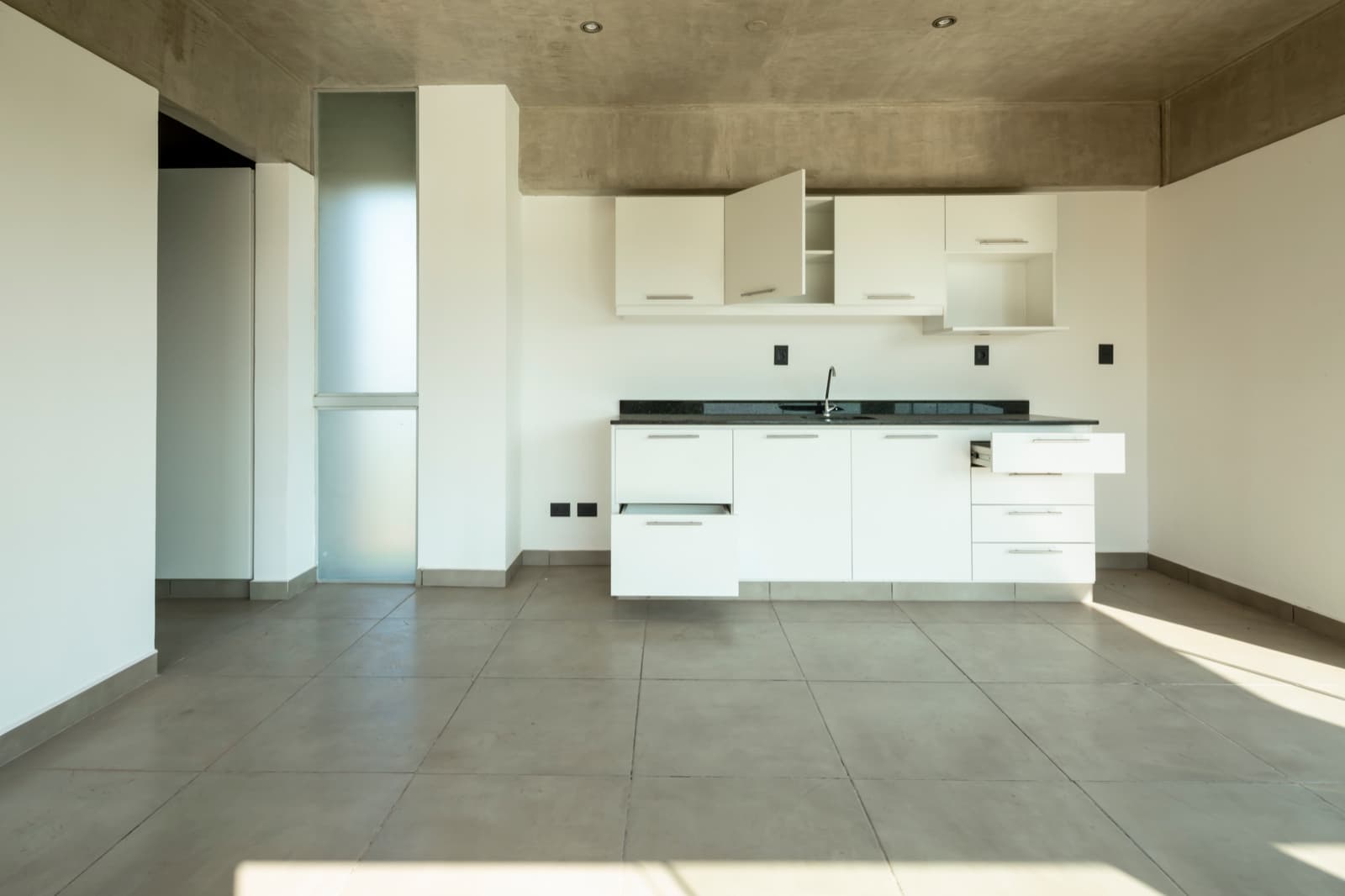 Atención inversionistas ! Vendo departamentos de 2 habitaciones. En Luque, foto 4