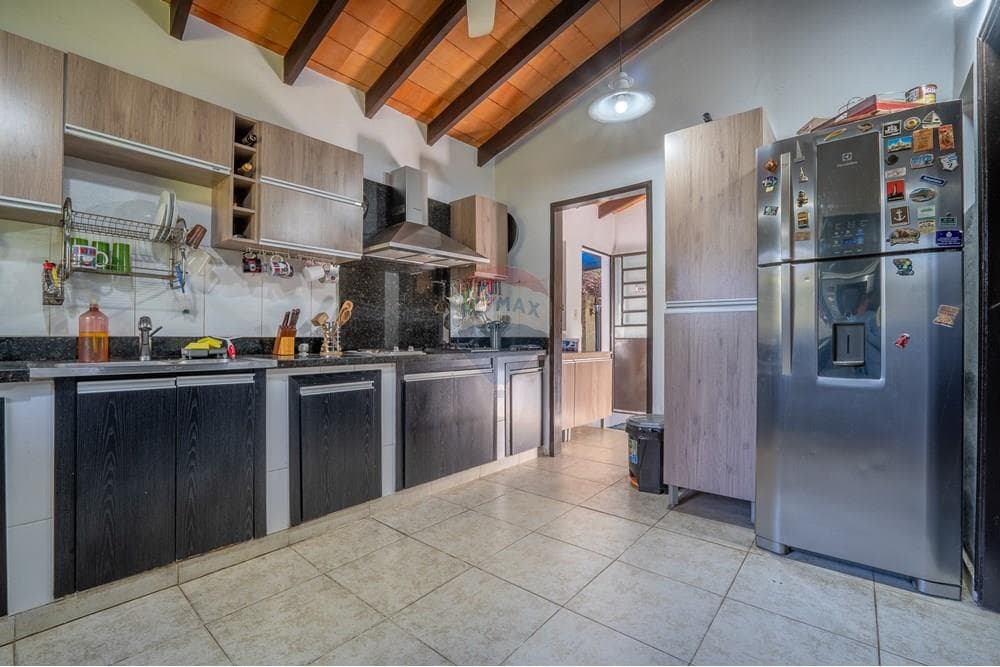 En venta hermosa casa en Fernando de la Mora, foto 5