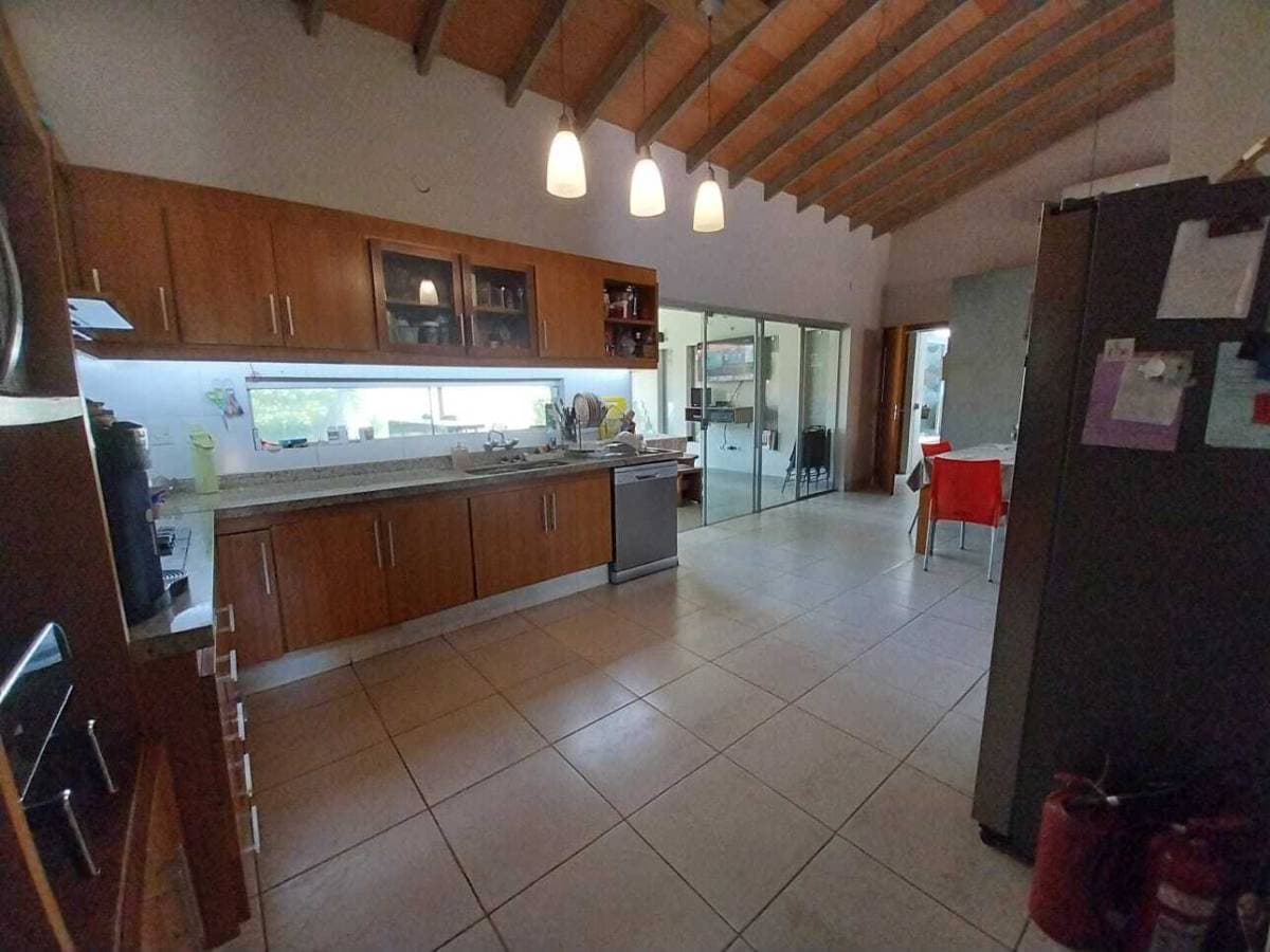n Venta Casa en Villa Elisa todo en planta baja — foto 4