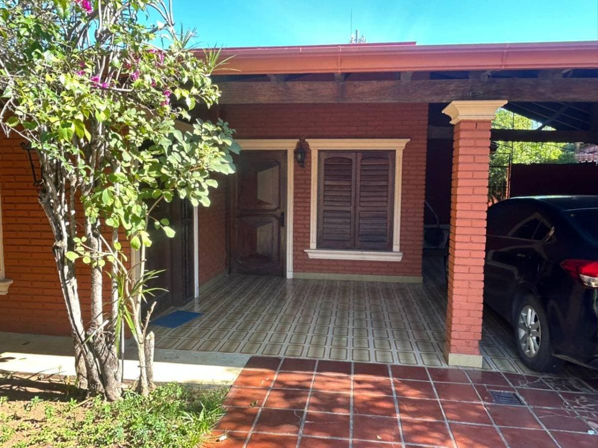 En venta casa en los laureles, foto 3