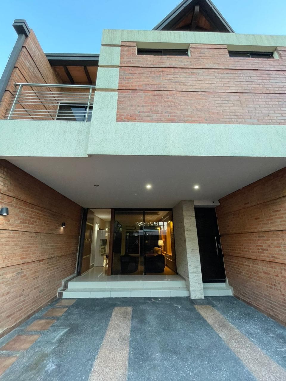 Hermoso Duplex En Los Laureles, foto 1