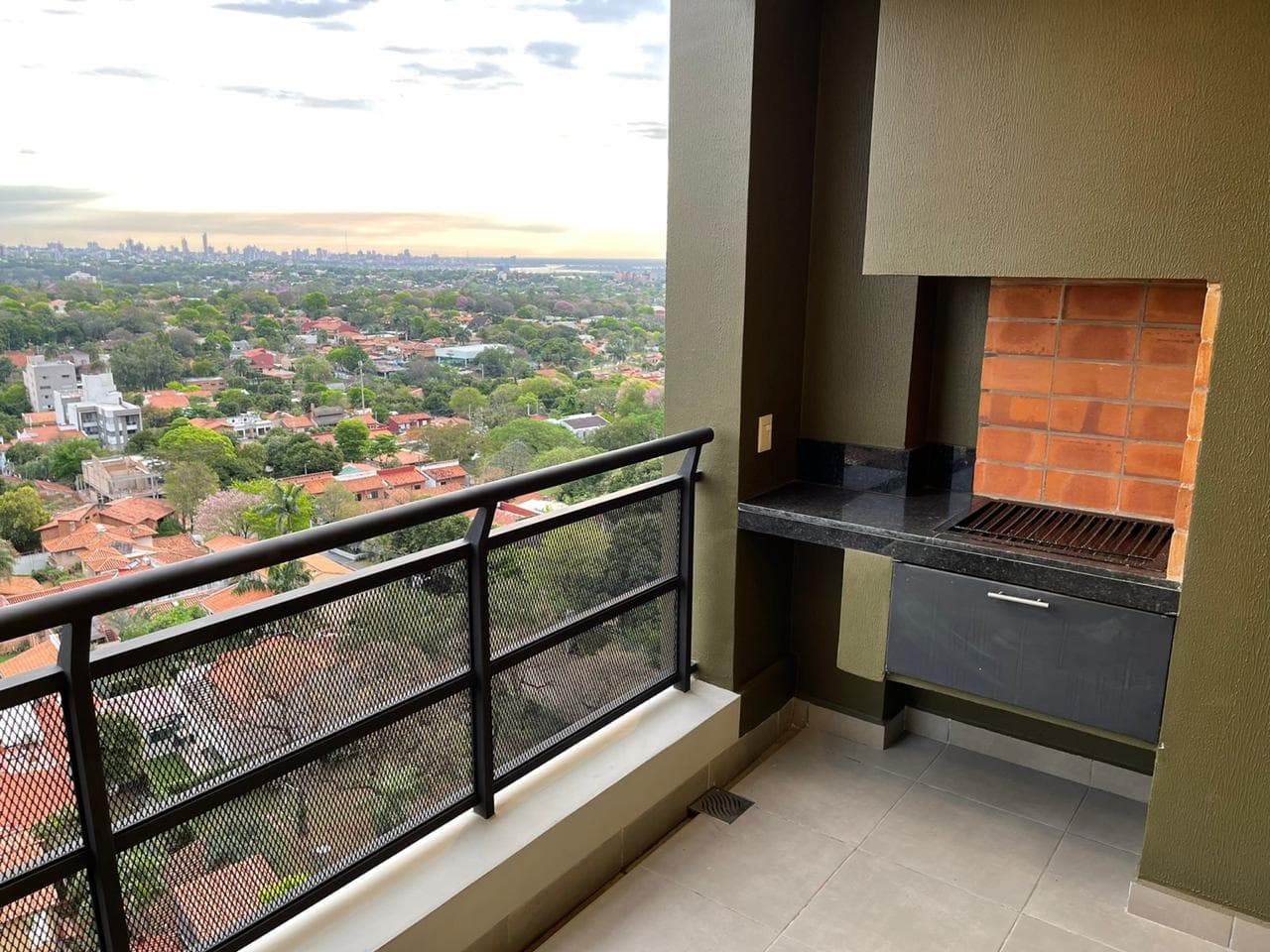 Amplio Dpto De 2 Habit En Suite En Mburucuya — foto 4
