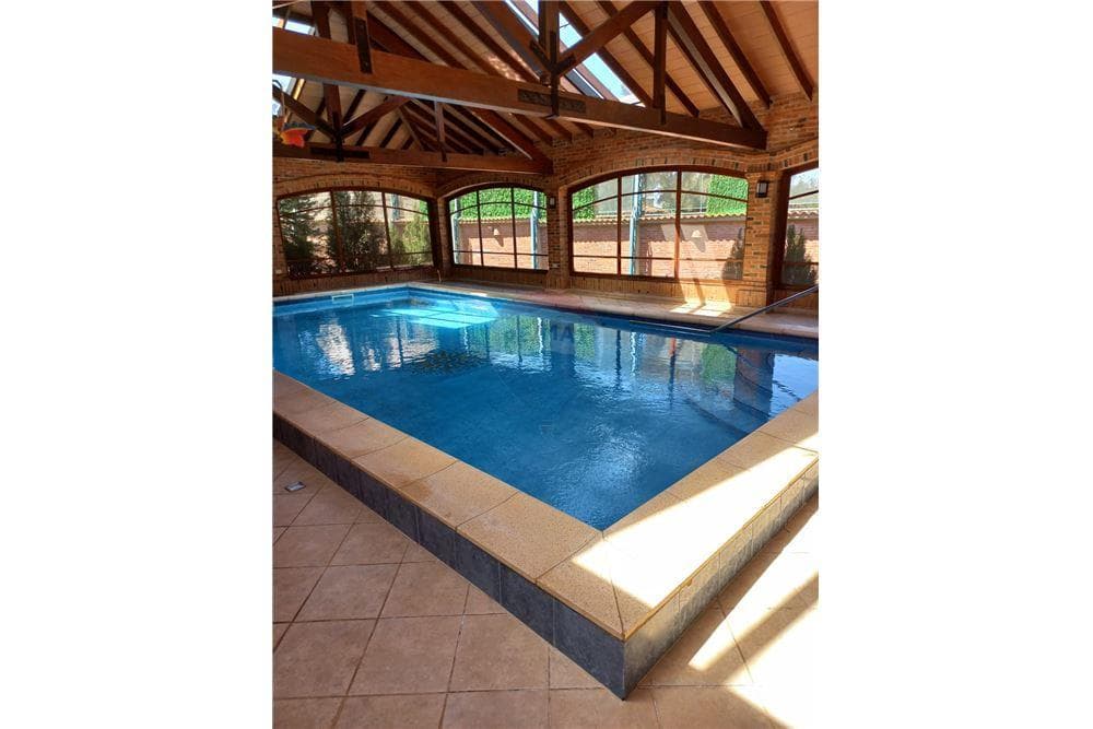 Amplia Casa en Surubi’i cuenta con Piscina y Generador propio — foto 4
