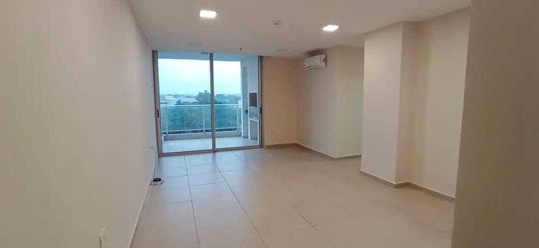 Departamento de tres dormitorios en venta en Villa Morra, foto 4