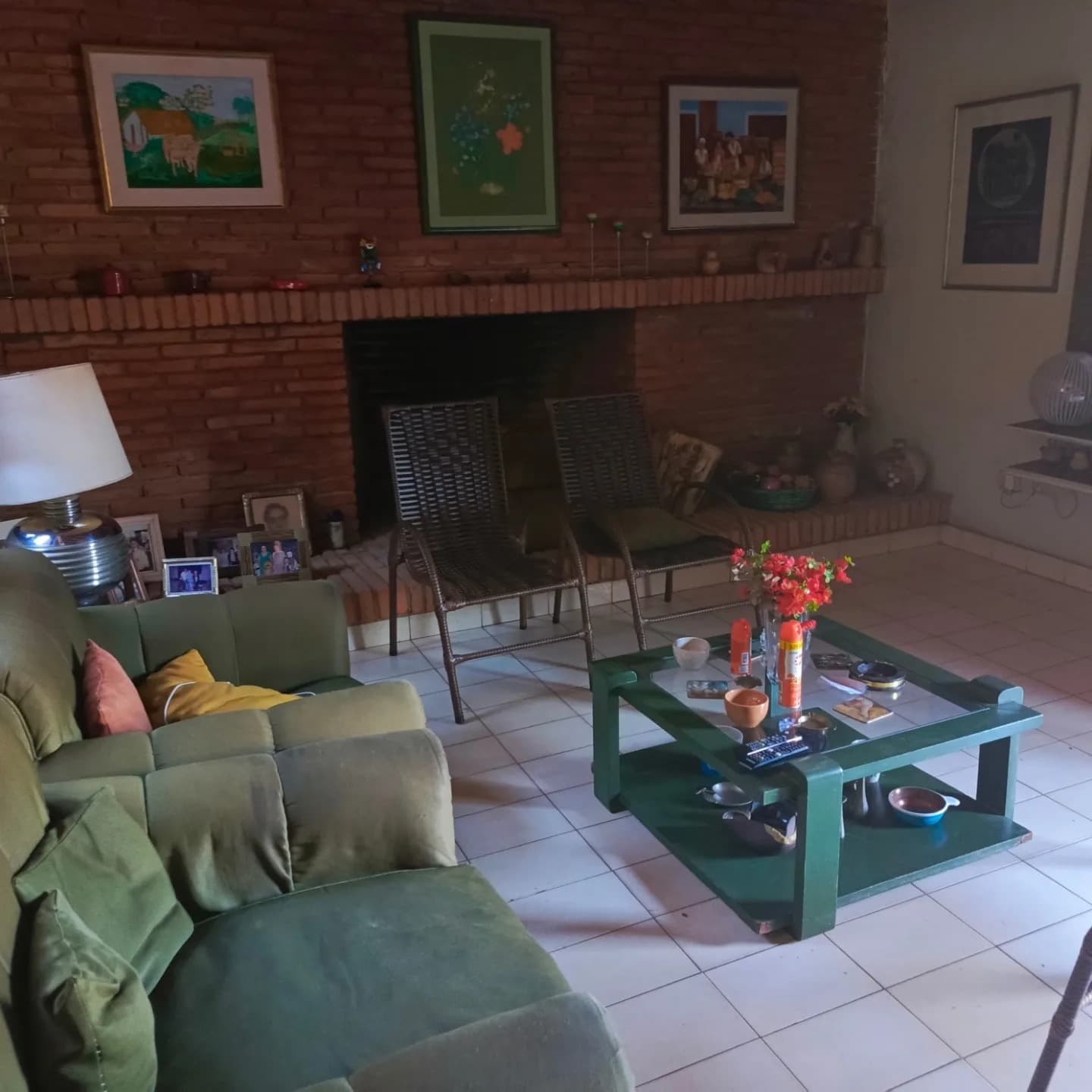 Casa De 2 Plantas Con Piscina En Barrio San Vicente — foto 4