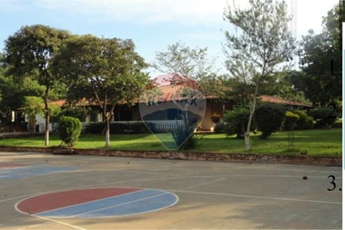 Quinta de 1 Hectárea con Residencia y Piscina - San Antonio - 10.530 m2