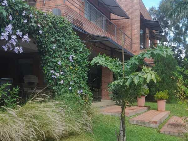 Casa en venta en surubii de 4 habitaciones — foto 2