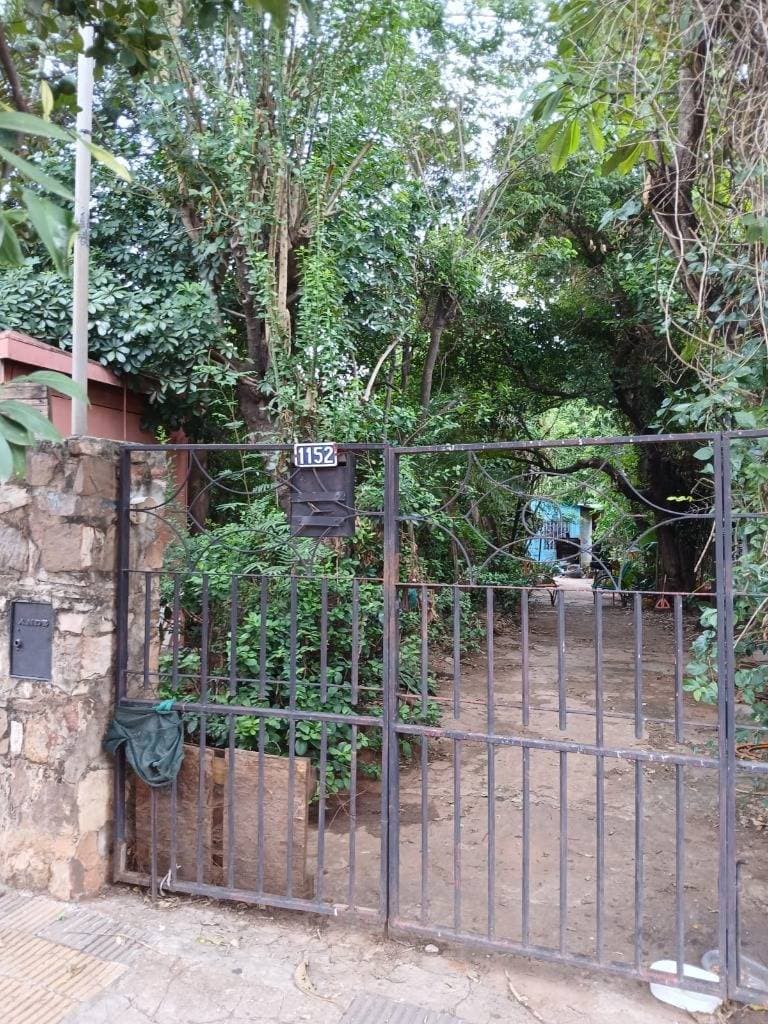 Terreno con casa a demoler, foto 3