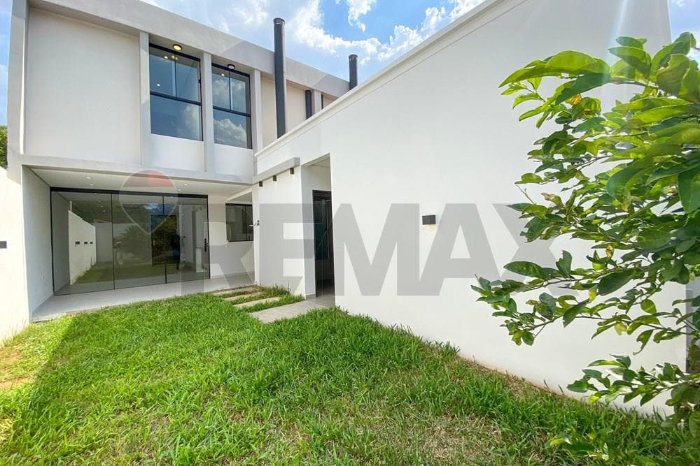 Duplex - Alquiler - Luque, Paraguay — foto 5