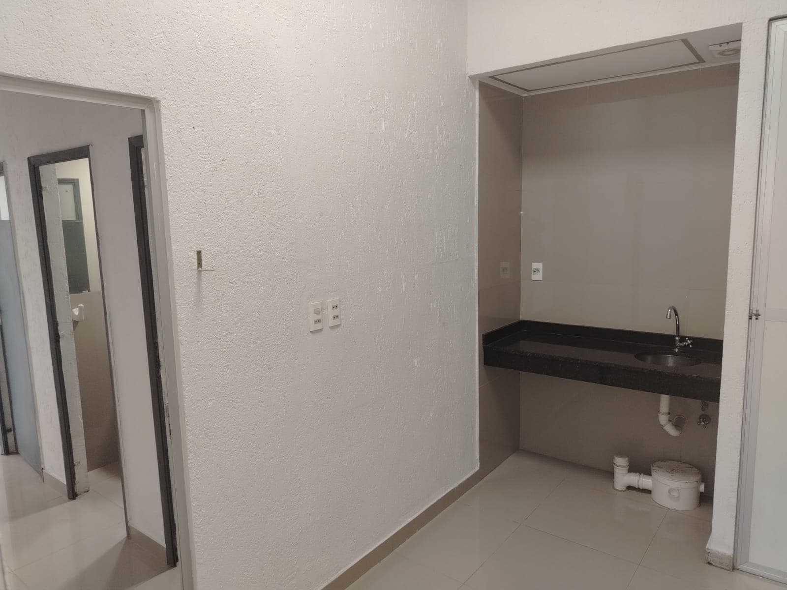 Oficina en Edificio Corporativo Sobre Avenida, foto 3