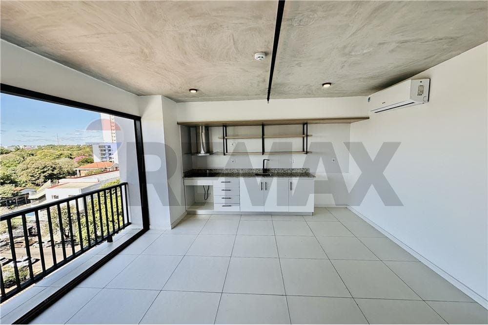 Departamento en Alquiler de 1 Dormitorio + Cochera En Las Mercedes, foto 5